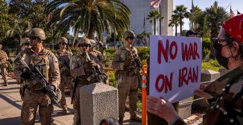 حشد عسكري أميركي في المنطقة..وايران: نمتلك قدرات سيُكشف عنها في الوقت المناسب