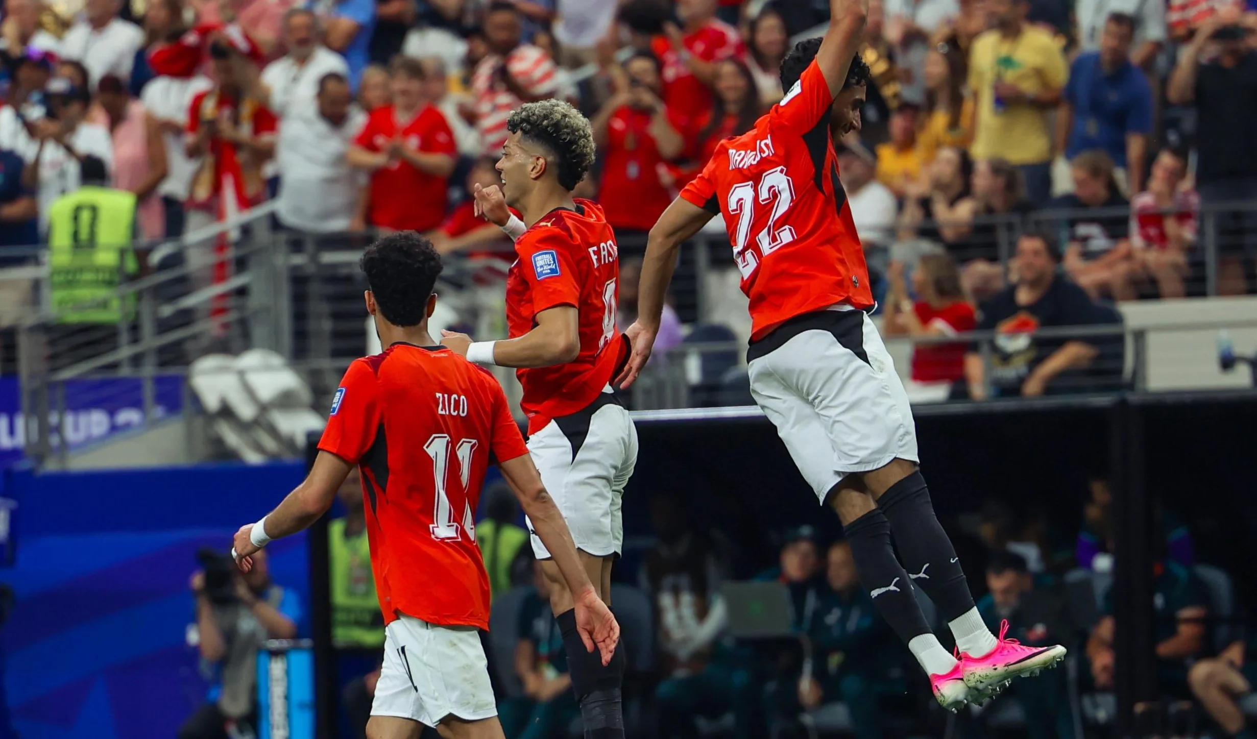 إنجاز تاريخي.. منتخب مصر إلى ثمن نهائي المونديال للمرة الأولى