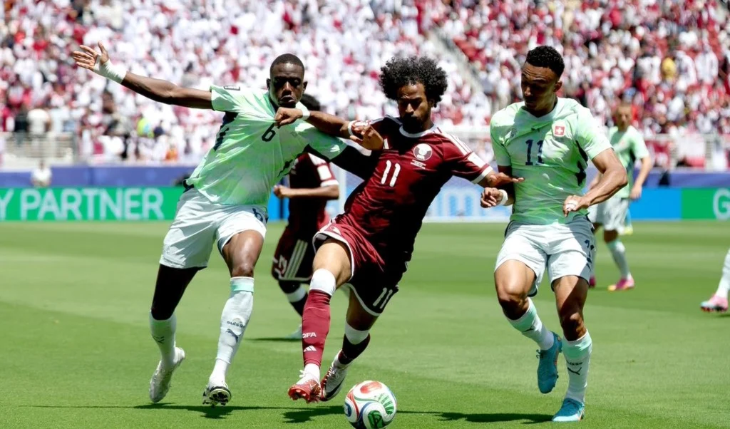 خوخي يمنح قطر تعادلاً قاتلاً أمام سويسرا في المونديال