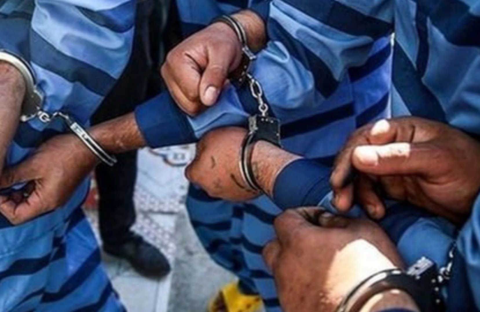 تفكيك شبكات ارهابية منظمة في ايران واحباط مخططات تخريب واسعة